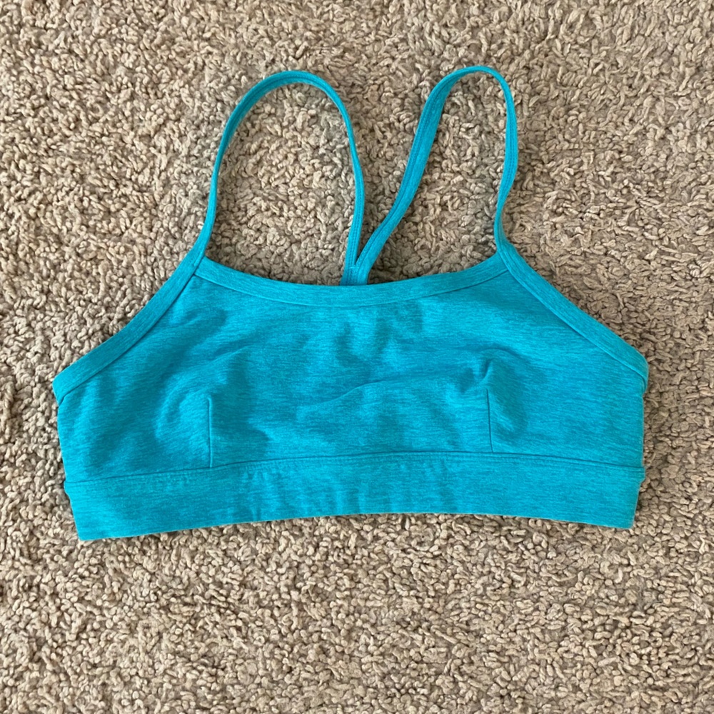 NWOT alo yoga sports bra